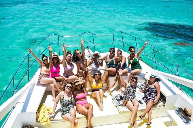 Half-day Private Catamaran Trip with Snorkeling - Natural pool stop and the floating bar vibe
