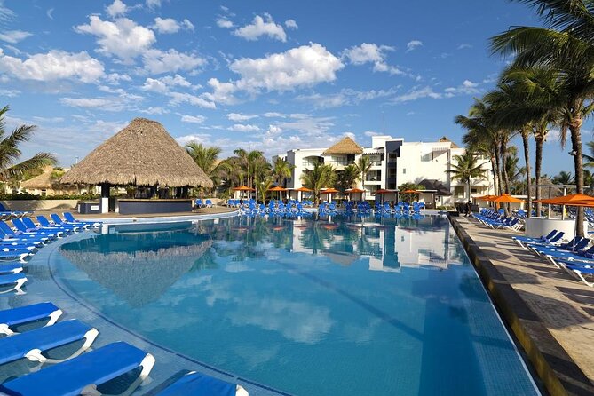 Hard Rock Hotel Punta Cana Transportation - Private Airport Shuttle - Meeting Your Driver: Where to Be and What to Watch For