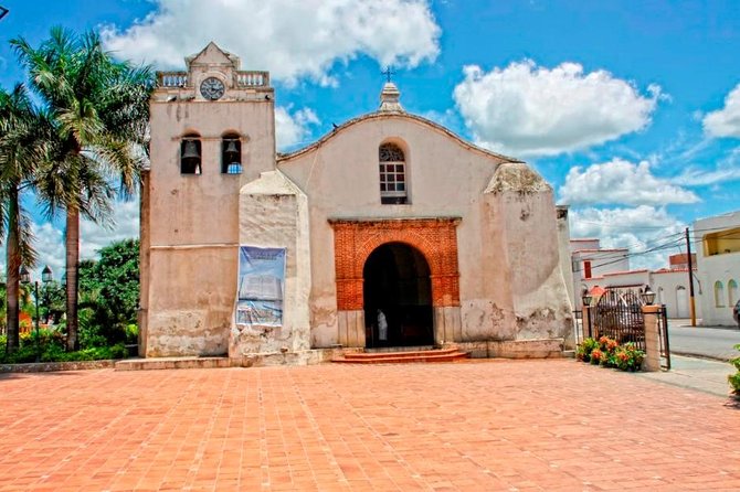 Higuey City Tour - A Cultural Experience From Punta Cana - Stop 2: Parroquia de San Dionisio and the panoramic viewpoint