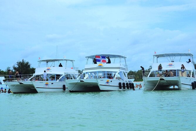 Hip Hop Beat and Live Dj Adults Only Party Boat and Free drinks - How the 3-hour schedule really works for most people