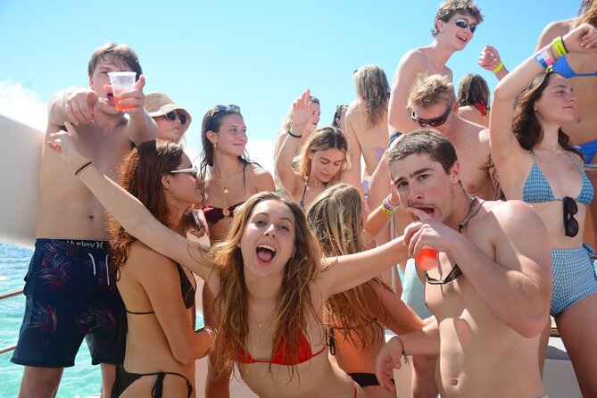 Hip Hop Party Boat Booze Cruise with Open Bar (Adults Only) - Who should book this, and who should skip it