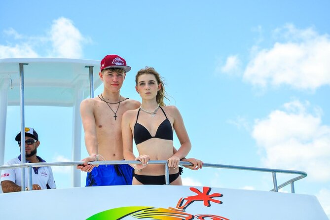 HipHop Party Boat with Unlimited drinks in Punta Cana - Piscina natural or sandbar: where the partying actually happens