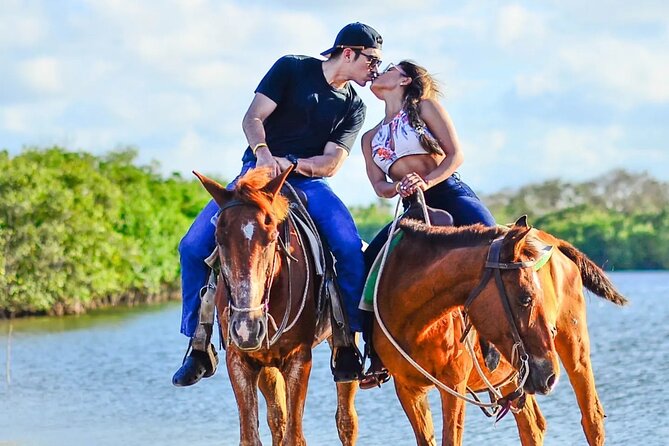 Horseback Riding Experience in Punta Cana - Fruit plantations and endemic birds: what to look for