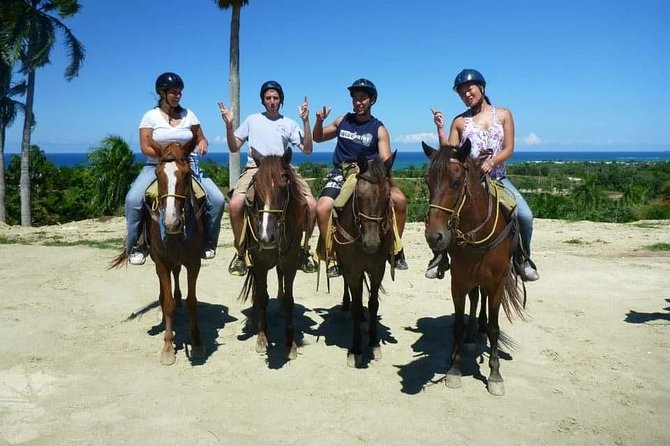 Horseback riding tours from amber cove & Taino bay port silver - Key highlights at a glance