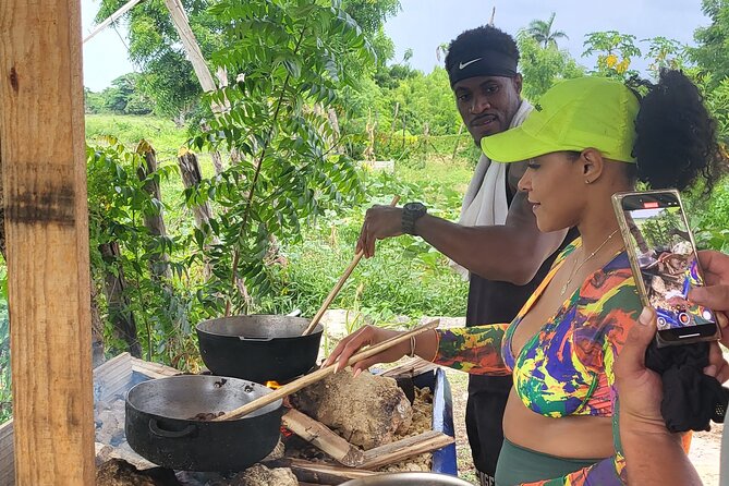 Horses, Buggy, and plantation in Chocaci Ranch - Coffee making: from roasting to a cup that feels fresh