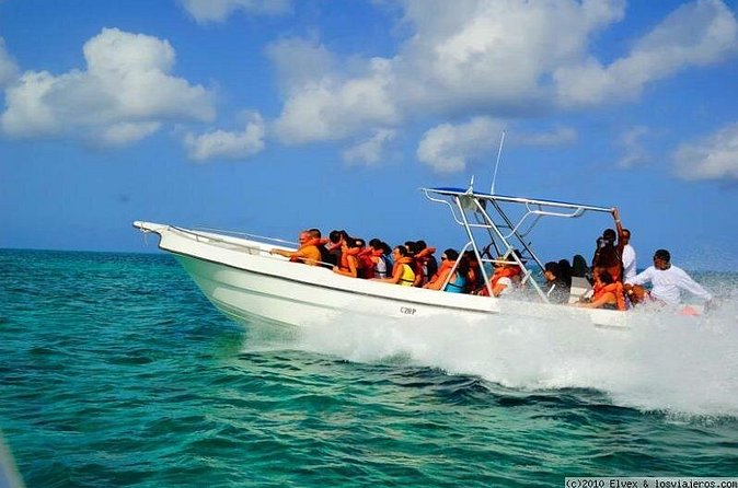 Isla Saona El Paraiso del Caribe - Lunch buffet plus soda and Ron, what’s included and what to expect