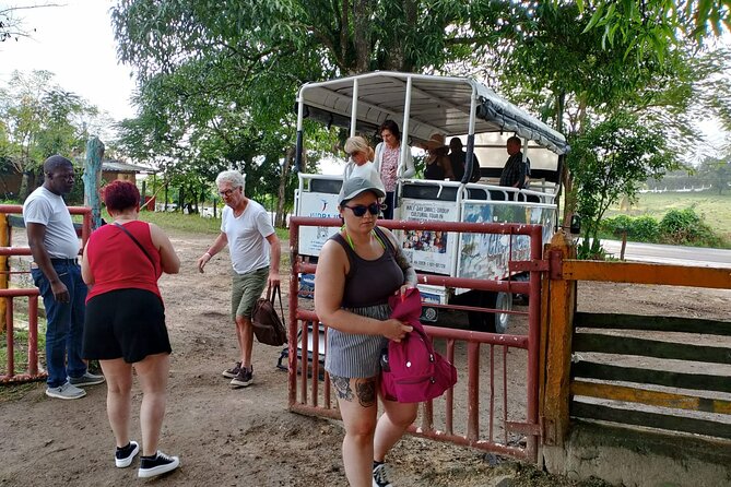 Jhoraji Cultural Authentic Experience - Lunch by the Anamuya River: The Day’s Most Relieving Meal