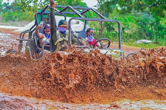 Jungle Buggy Adventure with Coffee and Chocolate Tasting - Macao First Stop at La Casita: Coffee, Chocolate, and Cigar Time