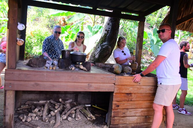 La Hacienda Park Tour - Guides, photo help, and how to get the best from the staff
