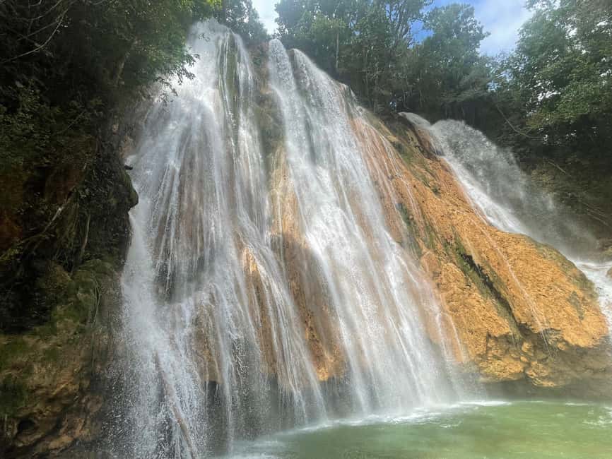 Las Terrenas: El Limón Waterfall Trekking Tour in Samana - El Limón Waterfall in Samana, timed for a calm start