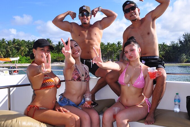 Luxury Hip Hop Boat Party–Drinks, Music, and the Best Vibes in PC - The 4-Hour Flow: Coast Cruise, Snorkeling, Dolphins, and a Natural Pool