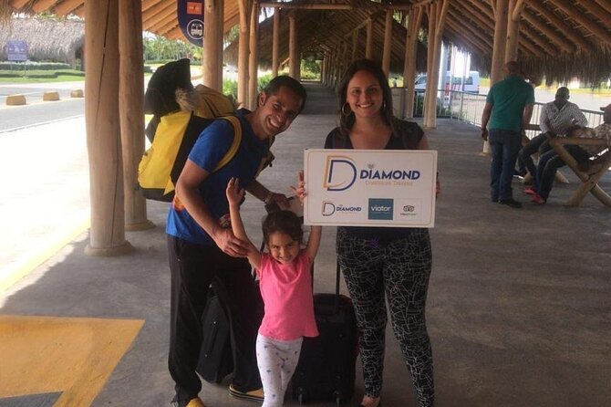 Luxury Transfer between Punta Cana Airport and Bavaro Hotels - Punta Cana to Bavaro, the part you should not waste time on