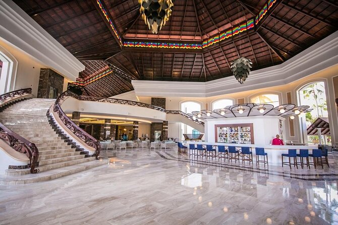 Majestic Mirage - Round Trip Shuttle - Punta Cana Airport - Return Pickup That Keeps Your Last Day Stress-Free