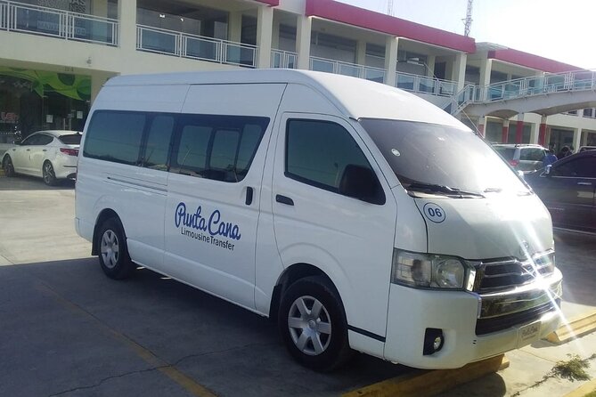 One Way Private Airport or Hotel Transfer Bavaro Hotel 1-6 Pax - The Ride Experience: Comfort, Wi-Fi, and Real Driver Personality