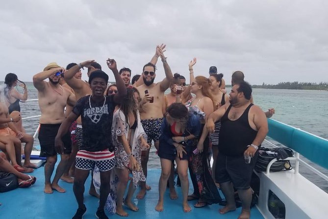 PARTY BOAT Punta Cana - Bavaro Beach Stops: Getting Down and Not Just Watching