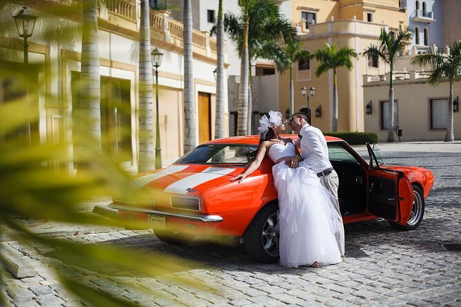 Photographer in Punta Cana, professional photo shoot - The one-hour shoot: posing help that keeps things natural