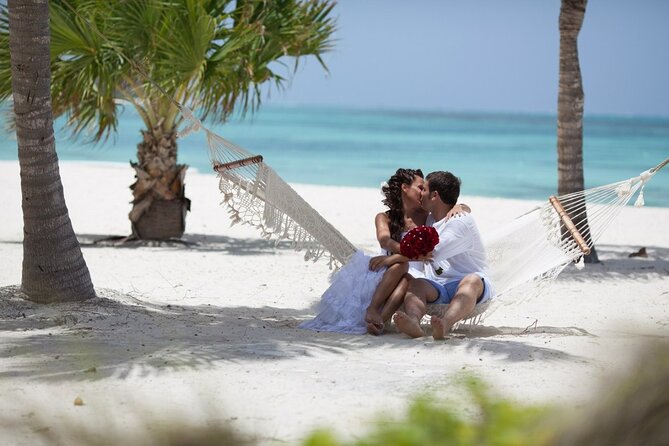 Photographer in Punta Cana, professional photo shoot - The people make the difference: Anastasia, Alex, and Irina