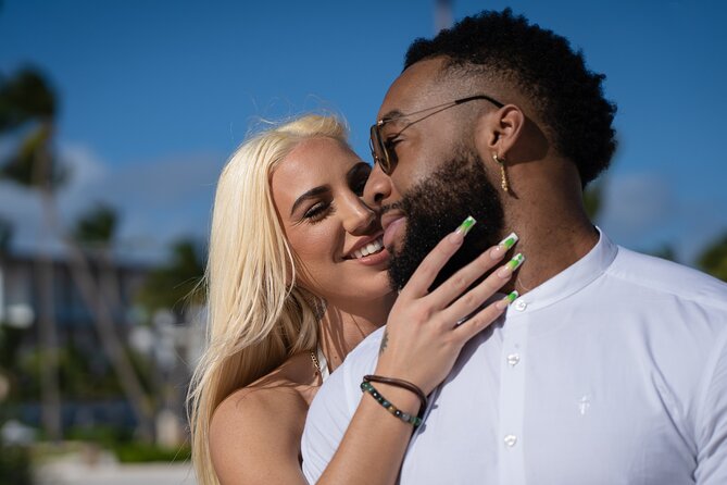 Photographer in Punta Cana, professional photo shoot - Best fit for couples, weddings, anniversaries, and families