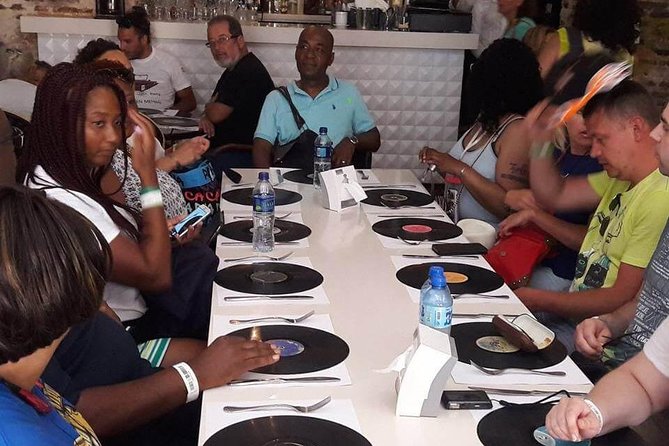 Platinum Prívate Santo Domingo City Tour. (mínimum 4 people) - Practical extras: photos for purchase, alcohol not included