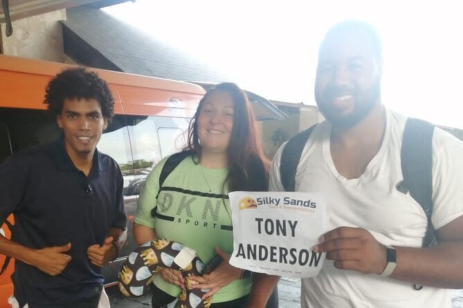 Private Airport Transfer From Punta Cana To Uvero Alto - Drop-off in Uvero Alto: Hotels and street-address flexibility