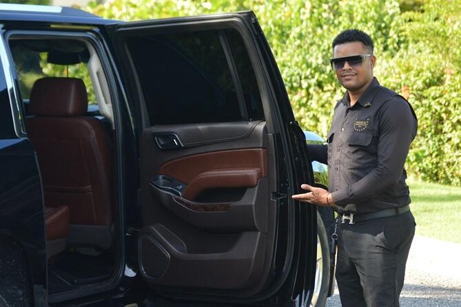 Private Airport Transfer Vip Service To/From Uvero Alto - Luggage help, friendly driving, and the comfort factor