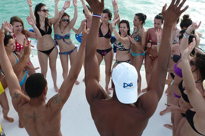 Private Catamaran Snorkeling Family Adventure - The Crew and the Photo Guide: Fun Help, But Know the Pricing