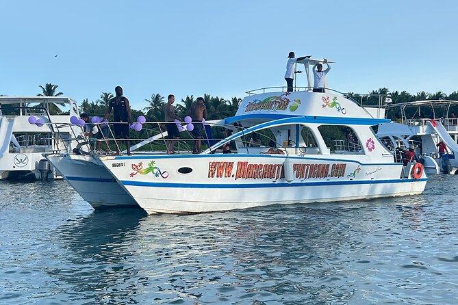 Private Cruise Party with Drinks and Snorkeling in Punta Cana - Stop 2 on Bavaro Beach: longer snorkeling and coral viewing
