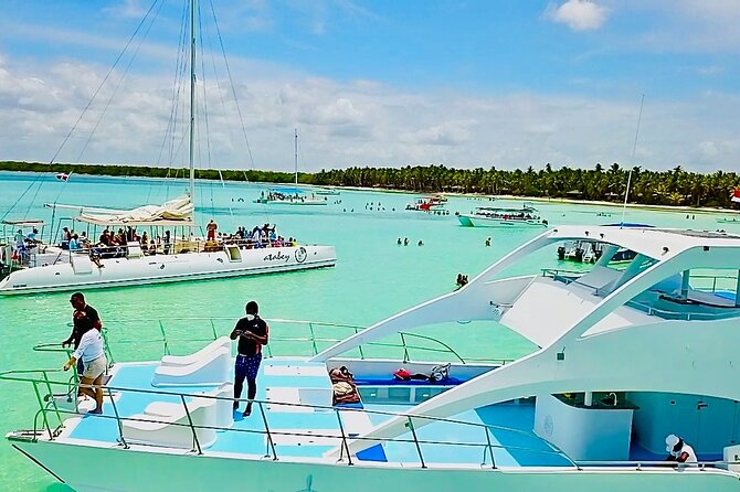 Private Exclusive Saona Island Tours - Guides and Hosting: Claudia and Michael Jackson Make It Feel Like a Private Party