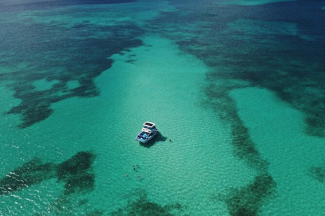 Private Full Day Charter to Saona Island from Punta Cana - A private Saona Island day on a 38 ft double-decker catamaran