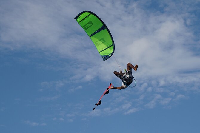 Private Kitesurfing Lessons @ Playa Salinas - Price and value at $190 per person: when private lessons pay off