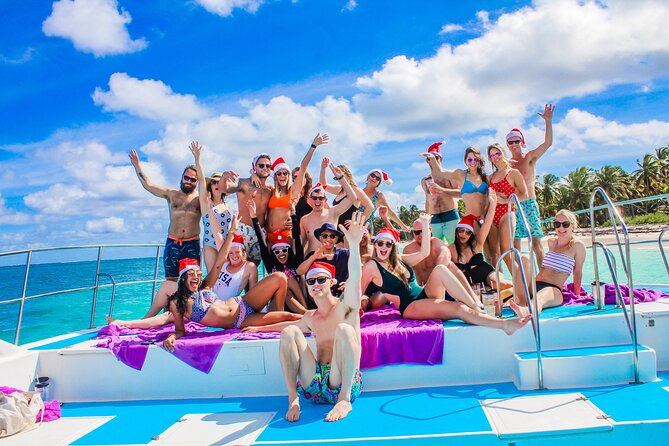 Private Luxury Party Boat with Slide - Bavaro Beach Stop: Snorkeling With Gear, Reef Time, Dolphin Viewing