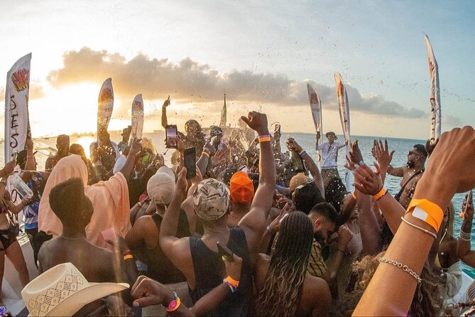 Private Party Boat at Coast of Punta Cana and Bávaro - The Natural Pool Sandbar: Where the Day Becomes the Story