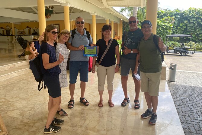Private Round Transfer from Punta Cana airport to Hotels - Private Minivan Comfort: WiFi, Water, and Group-Only Ride