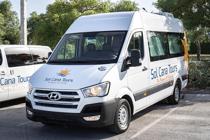 Private Transfer from Punta Cana Airport to Dreams Macao Beach Hotel - How the airport pickup works, from your name sign to luggage help