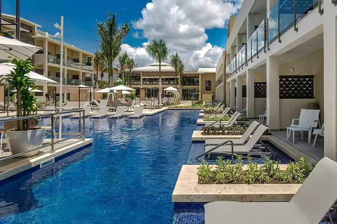 Private Transfer Punta Cana Airport to/from Catalonia Royal La Romana - Private Punta Cana to Catalonia Royal La Romana, the easy way to start