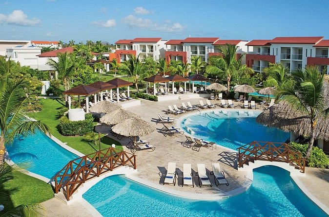 Private Transfer Punta Cana Airport to/from Dreams Royal Beach - The 30-minute ride to Dreams Royal Beach, what it means in practice