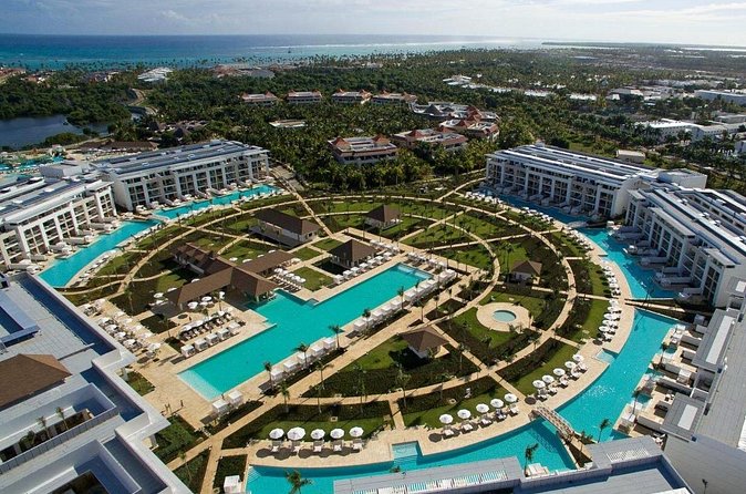 Private Transfer Punta Cana Airport to/from Falcon By Melia - Price and Value: $40 Per Group for Up to 6