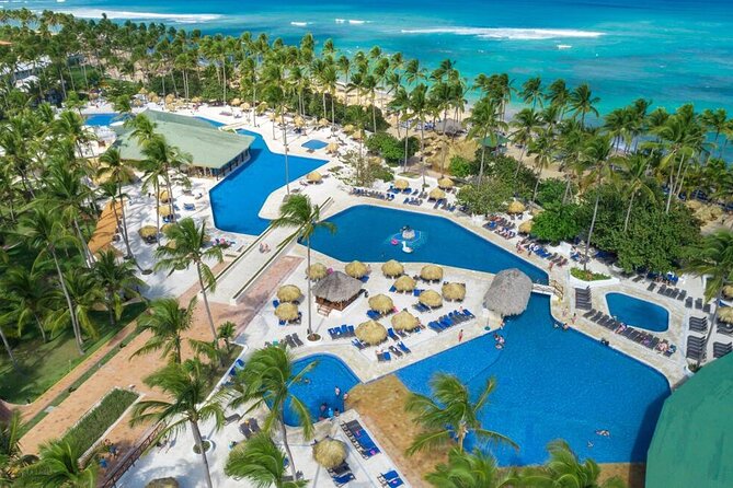 Private Transfer Punta Cana Airport to/from Grand Sirenis Punta Cana - Meet and Greet at PUJ, With Driver Sign and Direct Routing
