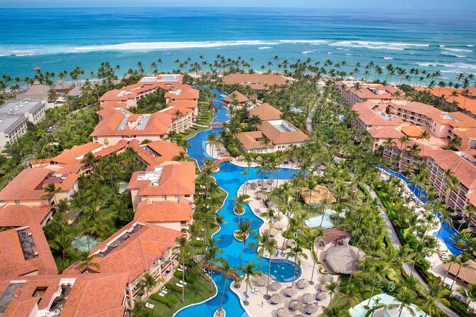 Private Transfer Punta Cana Airport to/from Majestic Colonial - From Julio’s SMS to a Name Sign at PUJ