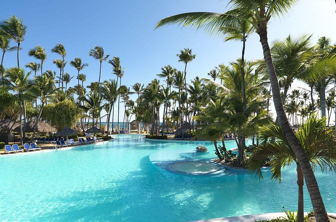 Private Transfer Punta Cana Airport to/from Melia Caribe Beach - Vehicle Comfort and the Private Group Factor