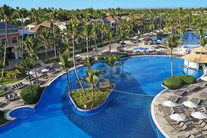 Private Transfer Punta Cana Airport to from Ocean Blue and Sand - How the Punta Cana Airport Pickup Works, Sign in Hand