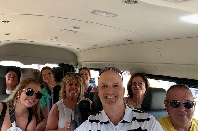 Private Transfer (STI) Santiago de los Caballeros - Puerto Plata - Vehicles, comfort, and luggage-friendly space
