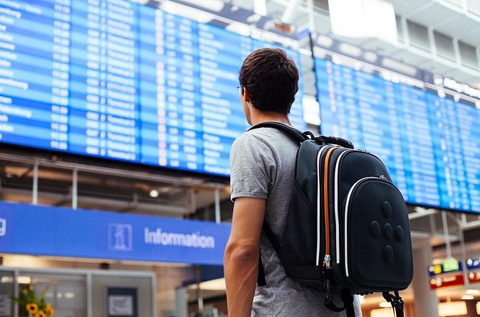 Private Transfer to Punta Cana Airport (PUJ) - Luggage rules: the one-suitcase limit and oversized-baggage caution