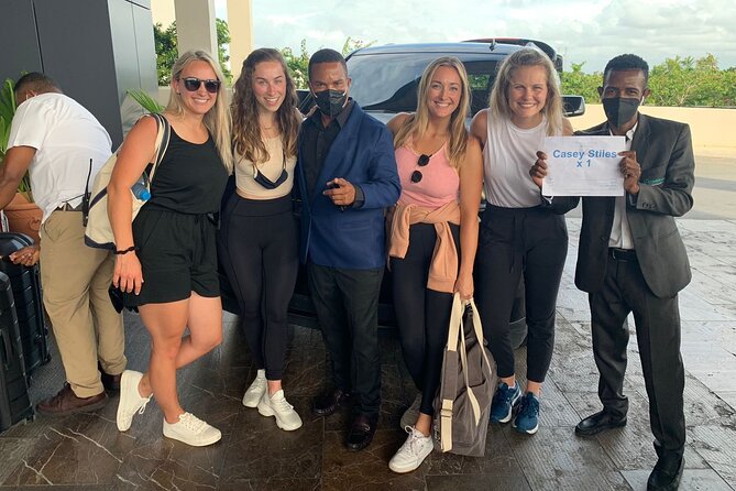Private Transfer VIP Suburban Punta Cana Airport from/to Hotels - Door-to-hotel convenience in Punta Cana area resorts