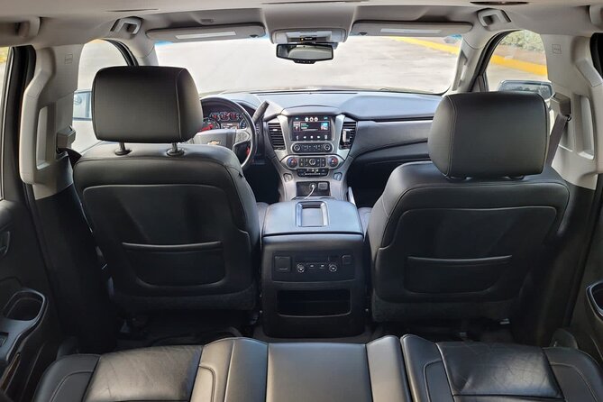 Private Transfer VIP Suburban Punta Cana Airport from/to Hotels - One realistic drawback to plan around