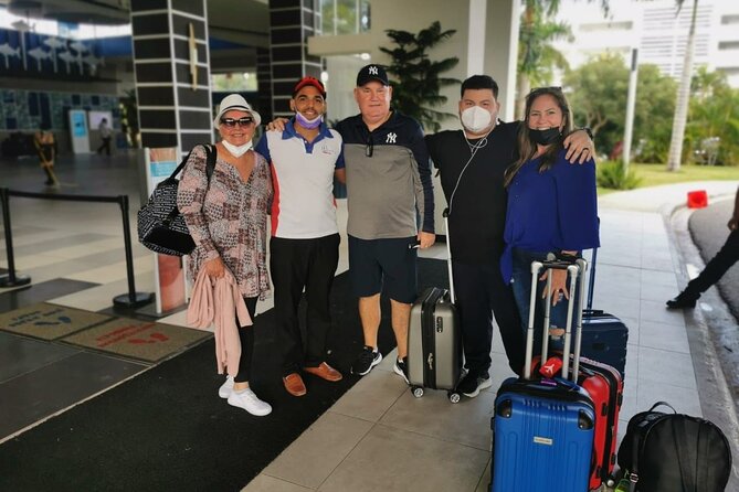 Private Transfers – Punta Cana Airport to Bávaro Hotels - Coffee and cacao: organic chocolate and coffee you can actually picture