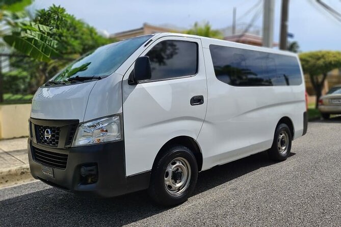 Private transportation from PUJ to hotels in Punta Cana - Finding your driver fast at Punta Cana International Airport