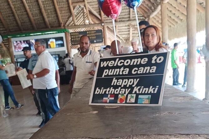 Private & VIP Transfers Puntacana airport/ hotels-luxury services - Door-to-door drop-off: arriving at your hotel, villa, or address