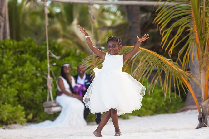 Professional photoshoot in Punta Cana and DR - Book now! - Photo Delivery: Around 120 to 150 Edited Images, Sent by Link