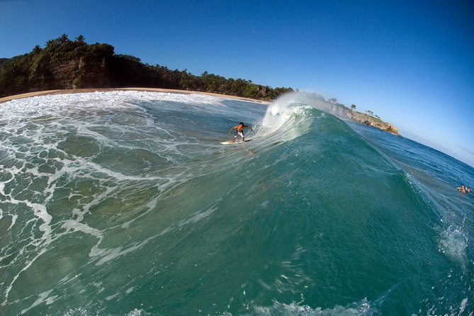 Professional surf lessons Dominican Republic, Cabarete, Encuentro - From Warmup Stretch to Paddle Out: The Flow You’ll Follow